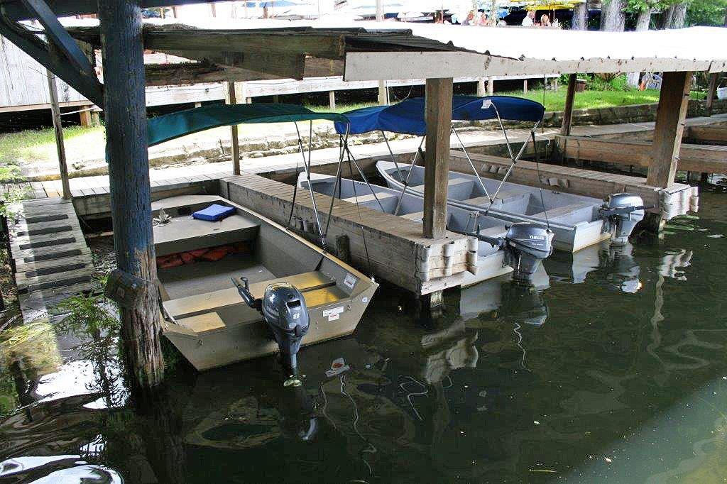 boats for rent