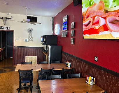 truckin good burgers and beer seating area